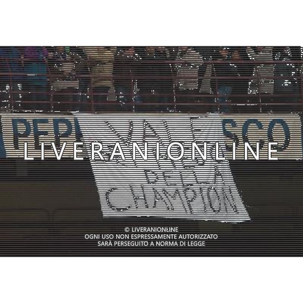 Milano 12-02-04 Inter-Juventus Coppa Italia Tim Cup 2003/04 nella foto striscione ph marco luzzani/ag aldo liverani s.a.s.