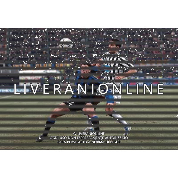 Milano 12-02-04 Inter-Juventus Coppa Italia Tim Cup 2003/04 nella foto zanetti zambrotta ph marco luzzani/ag aldo liverani s.a.s.