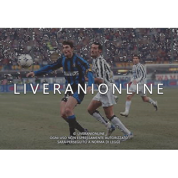 Milano 12-02-04 Inter-Juventus Coppa Italia Tim Cup 2003/04 nella foto zanetti zambrotta ph marco luzzani/ag aldo liverani s.a.s.