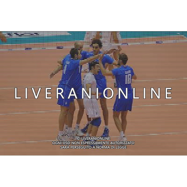 Italia - Iran Volley Campionati Mondiali Pallavolo maschile FIVB 3a giornata della prima fase Milano 27-09-2010 nella foto: esultanza Italia ©Garavaglia / Agenzia Aldo Liverani sas