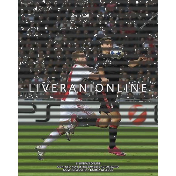 UEFA Champions League 2010/2011 Gruppo G Amsterdam (Olanda) - 28.09.2010 Ajax-Milan Nella Foto:ibrahimovic-vertonghen /Ph.Vitez-Ag. Aldo Liverani