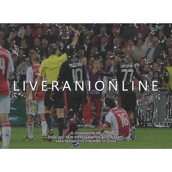 UEFA Champions League 2010/2011 Gruppo G Amsterdam (Olanda) - 28.09.2010 Ajax-Milan Nella Foto:ammonizione antonini /Ph.Vitez-Ag. Aldo Liverani