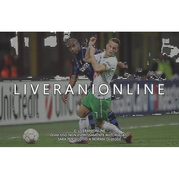 Inter - Werder Brema Champions League 29/09/2010 nella foto maicon e arnautovic ©Luzzani/Agenzia Aldo Liverani Sas