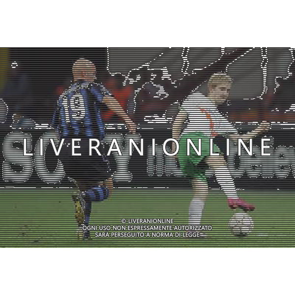 Milano 29-09-2010 Champions League 2010/11 inter-werder brema 4:0 nella foto marko marin e esteban cambiasso ph marco luzzani/ag aldo liverani s.a.s.