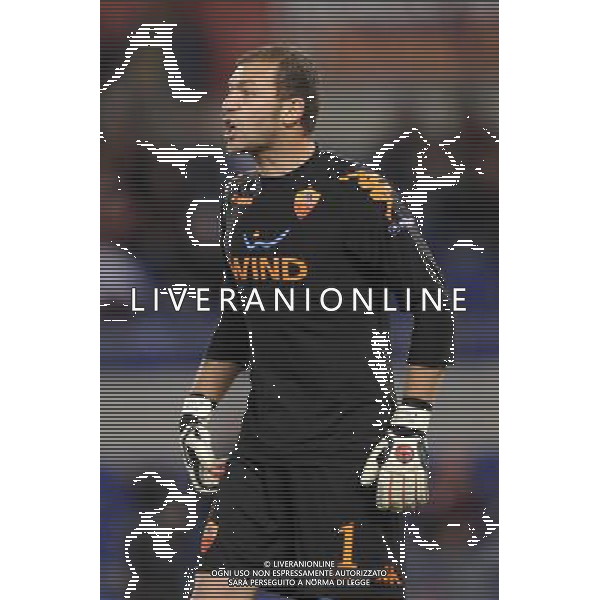Roma - 28/09/2010 - Stadio Olimpico - Uefa Champions League 2010/2011 - Fase a gironi - Gruppo E - Roma vs CFR Cluj - nella foto: Bogdan LOBONT ph. Corradetti/Aldo LIVERANI Sas