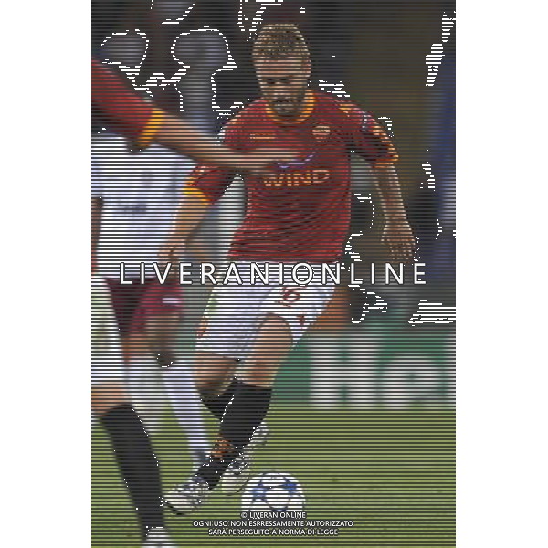 Roma - 28/09/2010 - Stadio Olimpico - Uefa Champions League 2010/2011 - Fase a gironi - Gruppo E - Roma vs CFR Cluj - nella foto: Daniele DE ROSSI ph. Corradetti/Aldo LIVERANI Sas