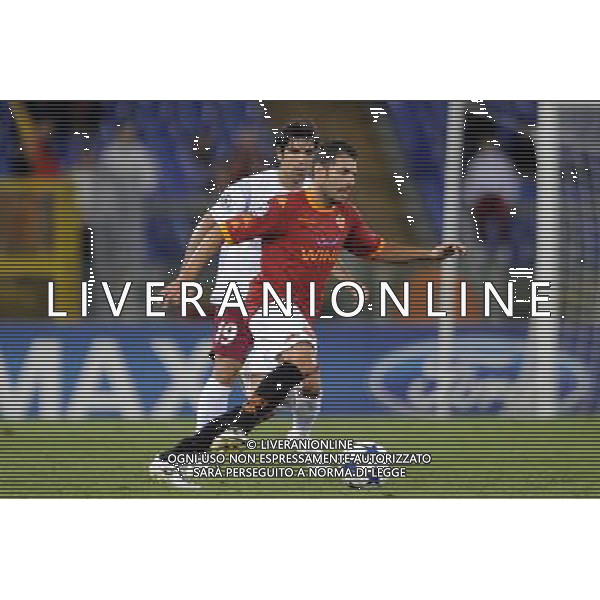 Roma - 28/09/2010 - Stadio Olimpico - Uefa Champions League 2010/2011 - Fase a gironi - Gruppo E - Roma vs CFR Cluj - nella foto: Simone PERROTTA ph. Corradetti/Aldo LIVERANI Sas