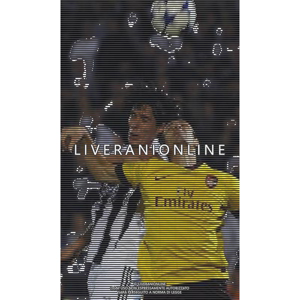 (100929) -- BELGRADE, Sept 29, 2010 () -- Arsenal\'s Sebastien Squillaci (R) vies for the ball during their Champions League Group H soccer match against Partizan Belgrade in Belgrade, Serbia, Sept. 28, 2010. Arsenal won by 3-1. (/Marko Rupena) (Serbia Out) - Xinhua/Photoshot - Ag. Aldo Liverani sas ITALY ONLY BELGRADO - partita: ARSENAL vs PARTIZAN/ CHAMPIONS LEAGUE 2010-2011