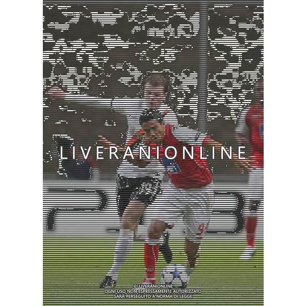 20100928: BRAGA, PORTUGAL - SC Braga vs Shakhtar Donetsk: UEFA Champions League 2010/2011 Group H Round 2. In picture: Olexiy Gai and Matheus. PHOTO: Pedro Benavente/CITYFILES / Newspix.pl - Ag. Aldo Liverani sas ITALY ONLY 