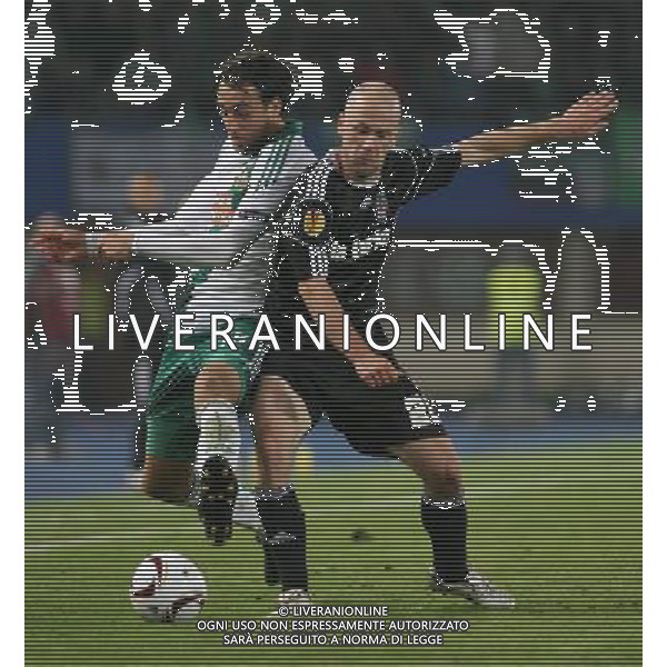Euroleague group L match between Rapid Vienna v Besiktas Istanbul at Ernst Happel Stadium in Wien, Austria. 30.09.2010 Match Scored: Rapid Vienna 1 v Besiktas Istanbul 2 NELLA FOTO Fabian Ernst (R) of Besiktas and Atdhe Nuhiu (L) of Rapid Vienna. Newspix.pl *** Local Caption *** www.newspix.pl AG ALDO LIVERANI ONLY ITALY