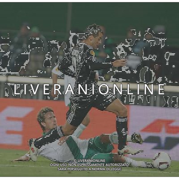 Euroleague group L match between Rapid Vienna v Besiktas Istanbul at Ernst Happel Stadium in Wien, Austria. 30.09.2010 Match Scored: Rapid Vienna 1 v Besiktas Istanbul 2 NELLA FOTO Bobo of Besiktas. Newspix.pl *** Local Caption *** www.newspix.pl AG ALDO LIVERANI ONLY ITALY