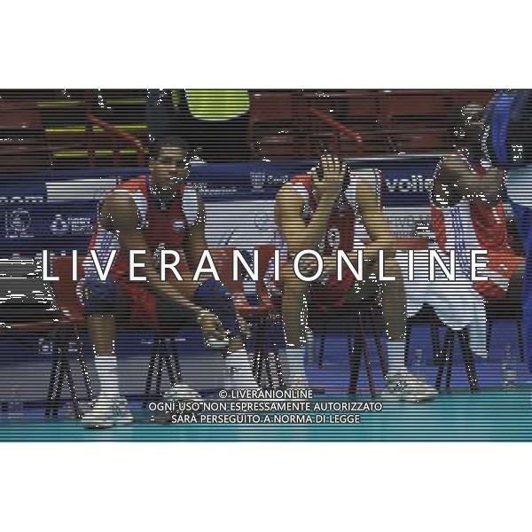 Campionati Mondiali Pallavolo maschile FIVB 1Á giornata della seconda fase Milano 30-09-2010 Cuba - Serbia nella foto: delusione Cuba a fine gara foto Garavaglia - ag. Aldo Liverani sas