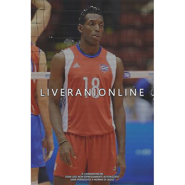 Campionati Mondiali Pallavolo maschile FIVB 1¡ giornata della seconda fase Milano 30-09-2010 Cuba - Serbia nella foto: Yoandry Diaz Carmenate (Cuba) foto Garavaglia - ag. Aldo Liverani sas