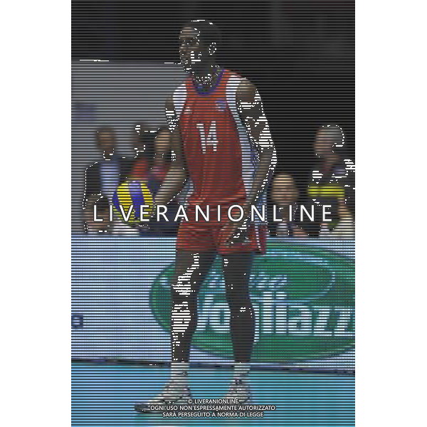 Campionati Mondiali Pallavolo maschile FIVB 1¡ giornata della seconda fase Milano 30-09-2010 Cuba - Serbia nella foto: Rayed Hierrezuelo Aguirre (Cuba) foto Garavaglia - ag. Aldo Liverani sas