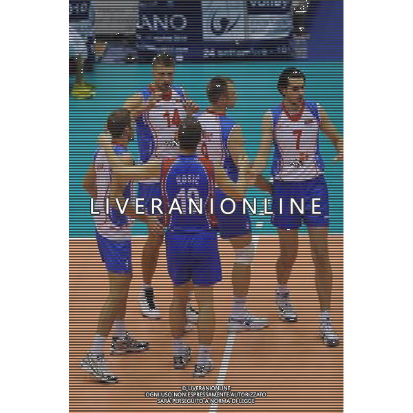 Campionati Mondiali Pallavolo maschile FIVB 3° giornata della seconda fase Milano 2-10-2010 Serbia - Messico nella foto: la Serbia dopo un punto foto Garavaglia - ag. Aldo Liverani sas