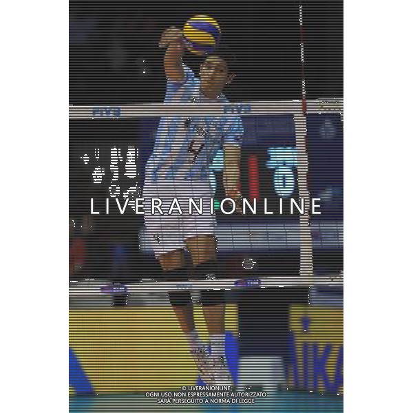 Campionati Mondiali Pallavolo maschile FIVB 3° giornata della seconda fase Milano 2-10-2010 Argentina - Giappone nella foto: Lucas Ocampo (Argentina) foto Garavaglia - ag. Aldo Liverani sas