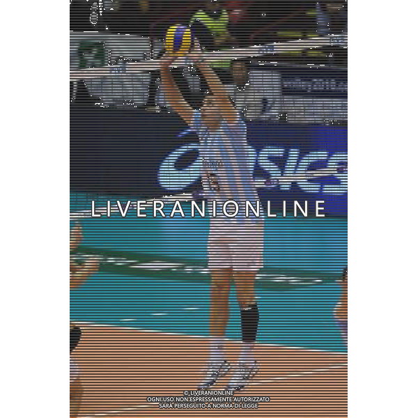 Campionati Mondiali Pallavolo maschile FIVB 3° giornata della seconda fase Milano 2-10-2010 Argentina - Giappone nella foto: Luciano De Cecco (Argentina) foto Garavaglia - ag. Aldo Liverani sas