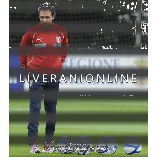 Raduno Nazionale Italiana a Coverciano Coverciano(FI) - 04.10.2010 Allenamento Nella Foto:prandelli /Ph.Vitez-Ag. Aldo Liverani