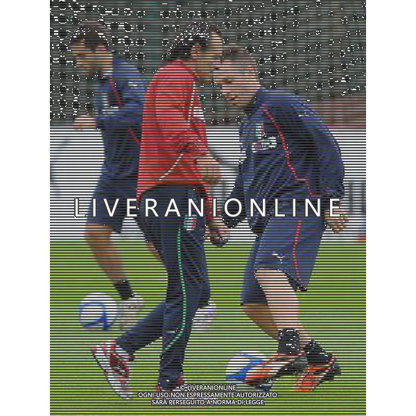 Raduno Nazionale Italiana a Coverciano Coverciano(FI) - 04.10.2010 Allenamento Nella Foto:cassano prandelli /Ph.Vitez-Ag. Aldo Liverani