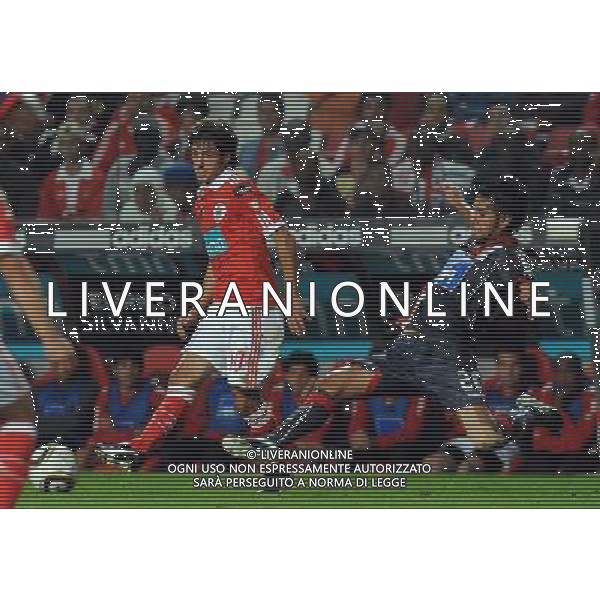 20101003: LISBON, PORTUGAL - SL Benfica vs SC Braga: Portuguese League 2010/2011, 7th round. NELLA FOTO Pablo Aimar (Benfica) and Silvio (Braga) PHOTO: Alvaro Isidoro/CITYFILES/NEWSPIX.PL AG ALDO LIVERANI ONLY ITALY
