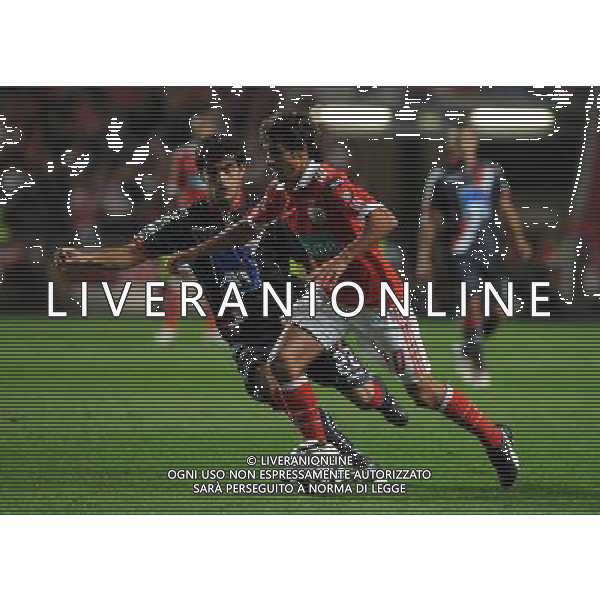 20101003: LISBON, PORTUGAL - SL Benfica vs SC Braga: Portuguese League 2010/2011, 7th round. NELLA FOTO Pablo Aimar (Benfica) and Luis Aguiar (Braga) PHOTO: Alvaro Isidoro/CITYFILES/NEWSPIX.PL AG ALDO LIVERANI ONLY ITALY