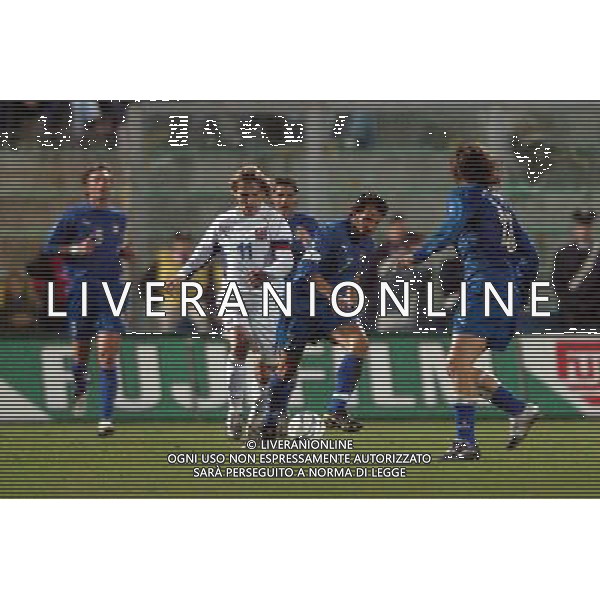 Palermo 18/02/2004 Italia-repubblica ceca amichevole nazionale nella foto alessandro del piero e pavel nedved* Agenzia Aldo liverani