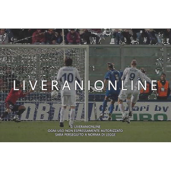 Palermo 18/02/2004 Italia-repubblica ceca amichevole nazionale nella foto gol del pareggio della repubblica ceca* Agenzia Aldo liverani