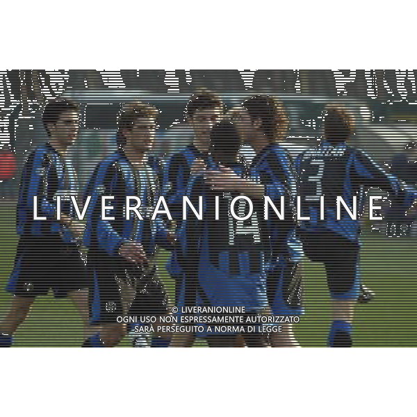 Viareggio (Lu) 12/02/2004 56¡ Coppa Carnevale Nella foto: Gioia dei giocatori dell\'Inter.* Ph Gianni Nucci/Aldo Liverani