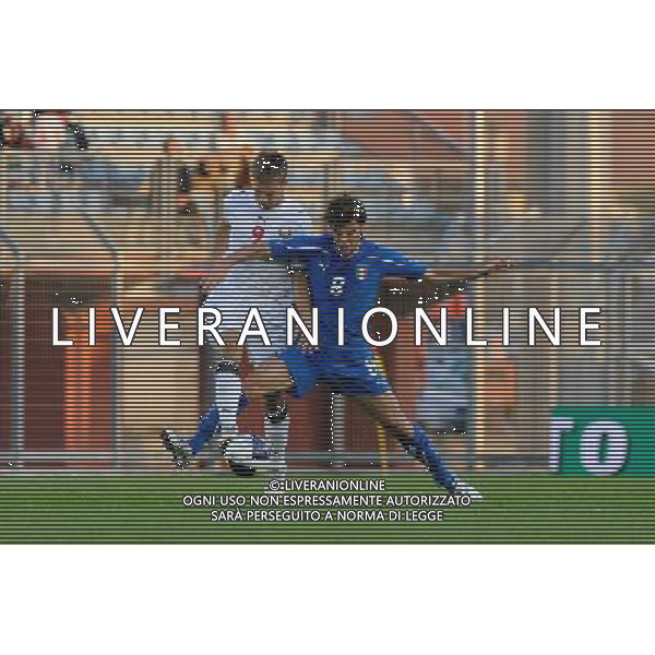 Rieti - 08/10/2010 - Stadio \'Centro D\'Italia\' - Spareggio d\'andata per accedere all\'Europeo Under 21 2011 - Italia vs Bielorussia - nella foto: Poli e Voronkov ph. Corradetti / ©Aldo Liverani Sas