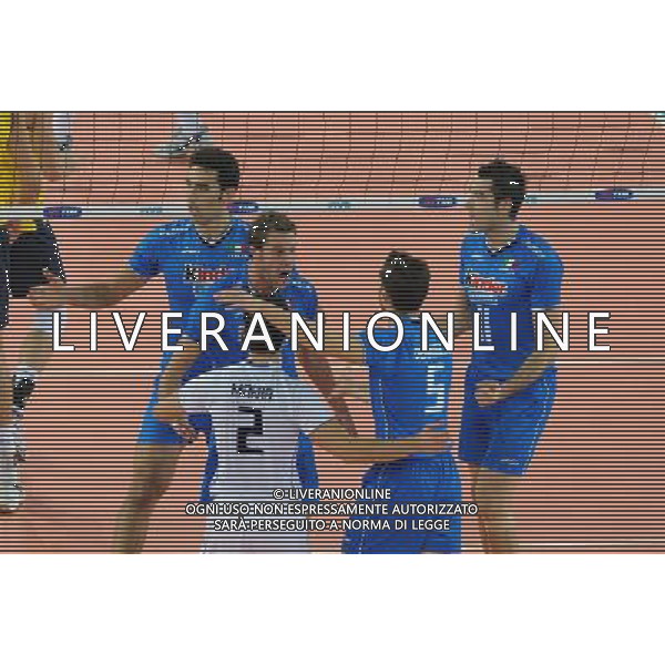 Campionati Mondiali Pallavolo maschile FIVB Semifinale Roma 9-10-2010 Italia - Brasile nella foto: esultanza Italia foto Garavaglia - ag. Aldo Liverani sas