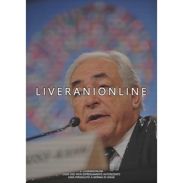 (101007) -- WASHINGTON, Oct. 7, 2010 -- Dominique Strauss-Kahn, managing director of the International Monetary Fund (IMF), speaks at the press conference in Washington, capital of U.S., Oct. 7, 2010. Zhang Jun) (wh) ©PHOTOSHOT/Agenzia Aldo Liverani Sas - ITALY ONLY - Washington DC: Incontro annuale del Fondo monetario internazionale (FMI) e della Banca mondiale