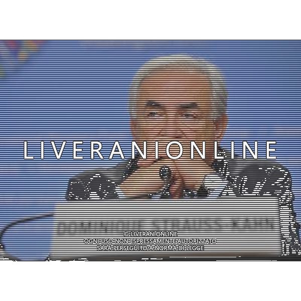 (101009) -- WASHINGTON, Oct. 9, 2010 () -- International Monetary Fund (IMF) Managing Director Dominique Strauss-Kahn attends a press briefing after the International Monetary and Financial Committee (IMFC) Meeting at the IMF headquarters in Washington D.C., capital of the United States, Oct. 9, 2010. The issue on the IMF quota reform may be resolved in \'a small number of weeks,\' Strauss-Khan said here on Saturday. (/Zhang Jun) (zw) ©photoshot/Agenzia Aldo Liverani Sas - ITALY ONLY - Washington DC: Incontro annuale del Fondo monetario internazionale (FMI) e della Banca mondiale