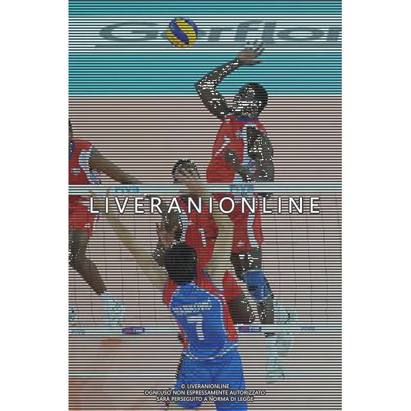 Campionati Mondiali Pallavolo maschile FIVB Semifinale Roma 9-10-2010 Cuba - Serbia nella foto: Osmany Roberto Camejo (Cuba) foto Garavaglia - ag. Aldo Liverani sas