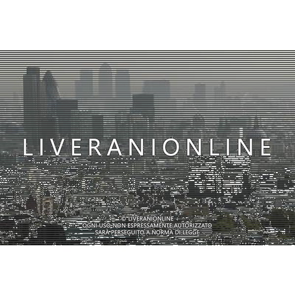 London view from the BT Tower in central London, Britain, 7 October 2010. ©photoshot/Agenzia Aldo Liverani Sas - ITALY ONLY - Veduta aerea della Citta\' di Londra