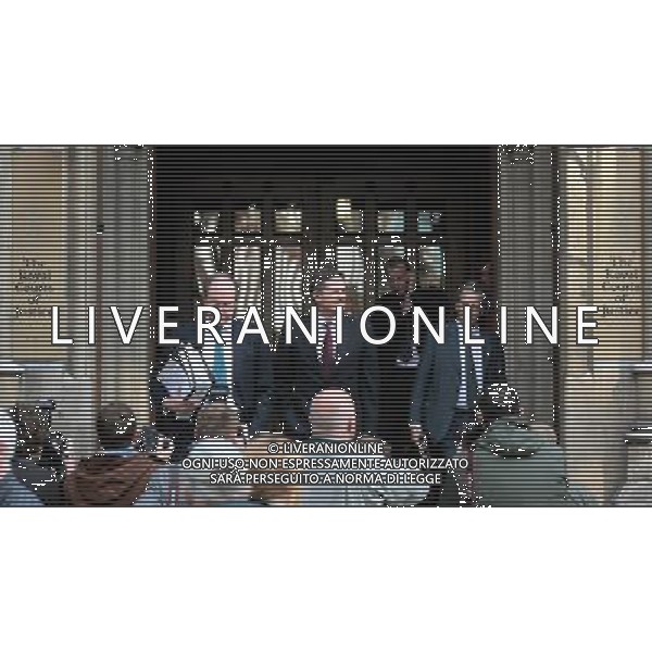 The Liverpool Football Club managing director Christian Purslow (centre) leaves the Royal Courts of Justice, in London, Britain, 12 October 2010. ©photoshot/Agenzia Aldo Liverani Sas - ITALY ONLY - Martin Broughton presidente del Liverpool Football Club lascia l\'Alta Corte di Giustizia a Londra, Gran Bretagna, 12 ottobre 2010.