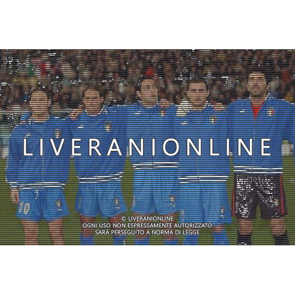 Palermo 18/02/2004 Italia-Repubblica Ceca Amichevole Nazionale nella foto francesco totti stefano bettarini alessandro nesta christian vieri e gianluigi buffon* Agenzia Aldo liverani