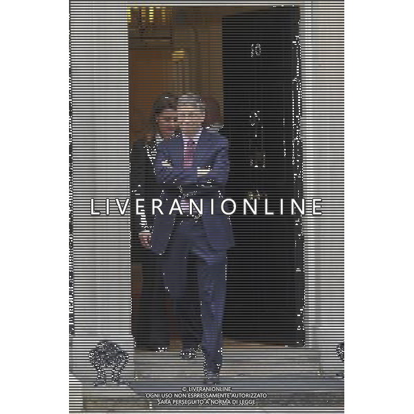 Bill \' Melinda Gates were in Downing Street to speak to David Cameron in London this afternoon ©photoshot/Agenzia Aldo Liverani Sas - ITALY ONLY - Bill Gates con la moglie Melinda a Downing Street a Londra
