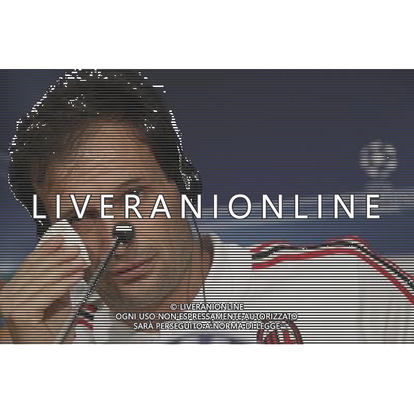 MADRID 18/10/2010.- Clarence Seedorf and Massimiliano Allegri, press conference before tomorrow\'s champions league match Real Madrid vs Milan. Photo: Cesar Cebolla / ALFAQUI - AG. ALDO LIVERANI SAS ITALY ONLY MADRID - CONFERENZA STAMPA MILAN CALCIO PRIMA DELLA PARTITA DI CHAMPIONS LEAGUE CONTRO IL REAL MADRID