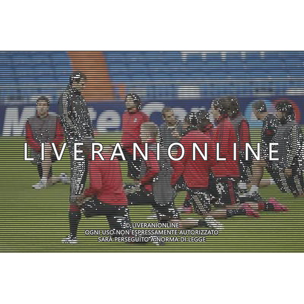 MADRID 18/10/2010.- Milan training at Bernabeu Stadium before tomorrow\'s champions league match Real Madrid vs Milan. Photo: Cesar Cebolla / ALFAQUI - AG. ALDO LIVERANI SAS ITALY ONLY MADRID - ALLENAMENTO MILAN AC PRIMA DELLA PARTITA DI CHAMPIONS LEAGUE CONTRO IL REAL MADRID