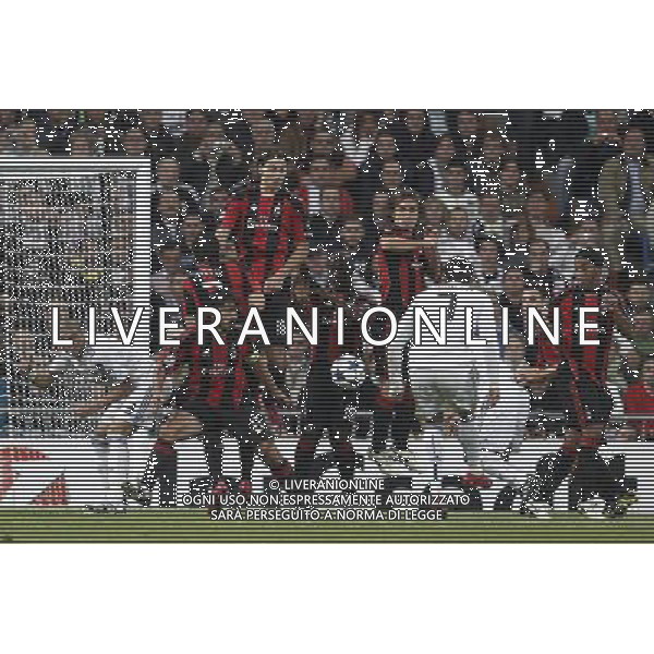 REAL MADRID - MILAN CHAMPIONS LEAGUE 19/10/2010 NELLA FOTO il gol di Cristiano Ronaldo Photo: Cesar Cebolla / ALFAQUI / AGENZIA ALDO LIVERANI SAS - ITALY ONLY - EDITORIAL USE ONLY