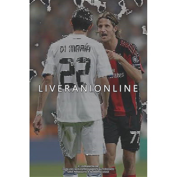 REAL MADRID-MILAN CHAMPIONS LEAGUE 19/10/2010 NELLA FOTO Angel Di Maria -Luca Antonini Photo: Cesar Cebolla / ALFAQUI/ALDO LIVERANI ONLY ITALY