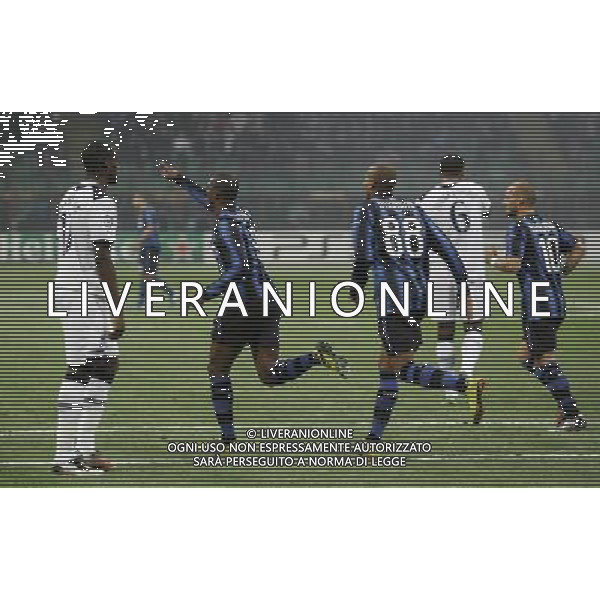 Inter - Tottenham Champions League 20/10/2010 nella foto esultanza dopo il gol su rigore di samuel eto\'o ©luzzani/Agenzia Aldo Liverani Sas
