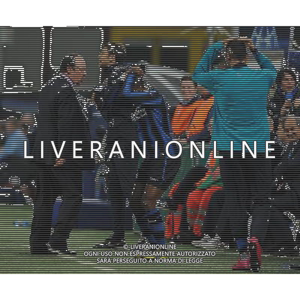 UEFA Champions League 2010/2011 Gruppo A Milano - 20.10.2010 Inter-Tottenham Hotspur Nella Foto:eto\'o esultanza dopo il gol con benitez e marco materazzi /Ph.Vitez-Ag. Aldo Liverani