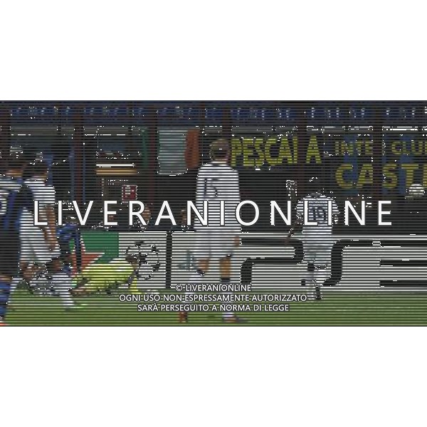 UEFA Champions League 2010/2011 Gruppo A Milano - 20.10.2010 Inter-Tottenham Hotspur Nella Foto:eto\'o gol /Ph.Vitez-Ag. Aldo Liverani