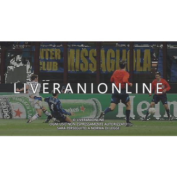 UEFA Champions League 2010/2011 Gruppo A Milano - 20.10.2010 Inter-Tottenham Hotspur Nella Foto:bale secondo gol /Ph.Vitez-Ag. Aldo Liverani