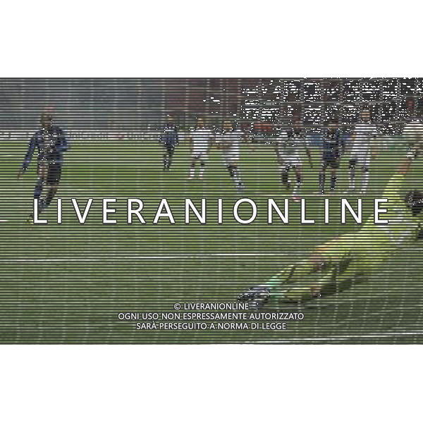 Milano 20-10-2010 Champions League 2010/11 inter-tottenham 4:3 nella foto rigore samuel eto\'o ph marco luzzani/ag aldo liverani s.a.s.