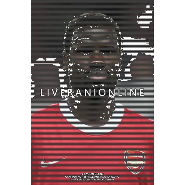 LONDRA CHAMPIONS LEAGUE 2010-2011: partita ARSENAL FC LONDON - SHAKHTAR DONETSK nella foto: EMMANUEL EBOUE © PIOTR KUCZA/NEWSPIX.PL - AG. ALDO LIVERANI SAS ITALY ONLY CALCIATORI ARSENAL. MEZZO BUSTO
