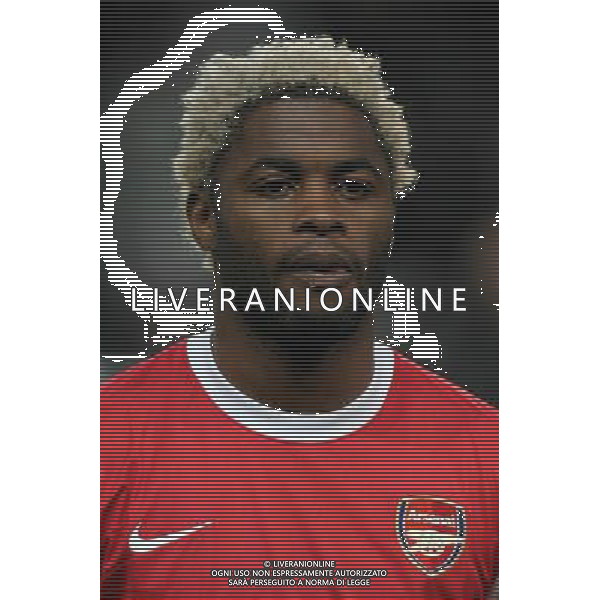 LONDRA CHAMPIONS LEAGUE 2010-2011: partita ARSENAL FC LONDON - SHAKHTAR DONETSK nella foto: ALEX SONG © PIOTR KUCZA/NEWSPIX.PL - AG. ALDO LIVERANI SAS ITALY ONLY CALCIATORI ARSENAL. MEZZO BUSTO *** Local Caption *** 