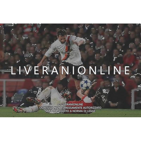 LONDRA CHAMPIONS LEAGUE 2010-2011: partita ARSENAL FC LONDON - SHAKHTAR DONETSK nella foto: RAZVAN RAT - TOMAS ROSICKY © PIOTR KUCZA/NEWSPIX.PL - AG. ALDO LIVERANI SAS ITALY ONLY 