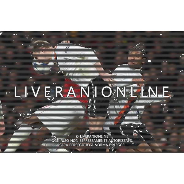 LONDRA CHAMPIONS LEAGUE 2010-2011: partita ARSENAL FC LONDON - SHAKHTAR DONETSK nella foto: OLEKSANDR KUCZER - LUIZ ADRIANO © PIOTR KUCZA/NEWSPIX.PL - AG. ALDO LIVERANI SAS ITALY ONLY 